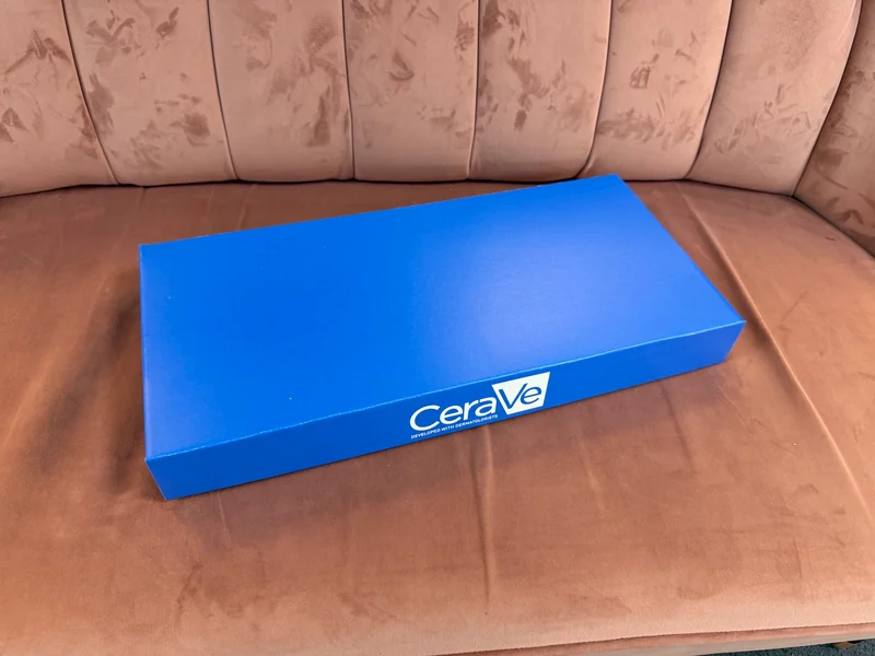 CeraVe — Gezichtsverzorging, gesloten doos